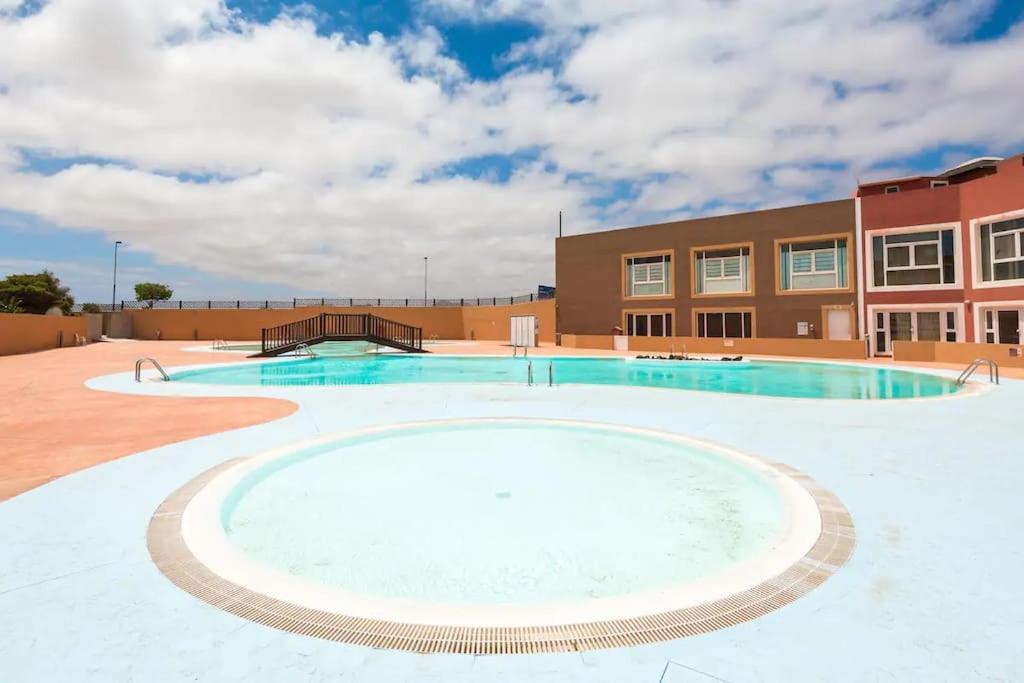 Las Dunas Corralejo Home With Swimming Pool Exterior photo
