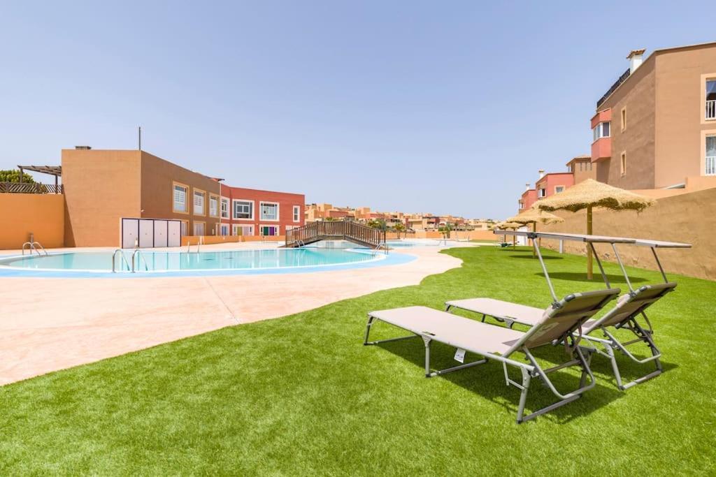 Las Dunas Corralejo Home With Swimming Pool Exterior photo